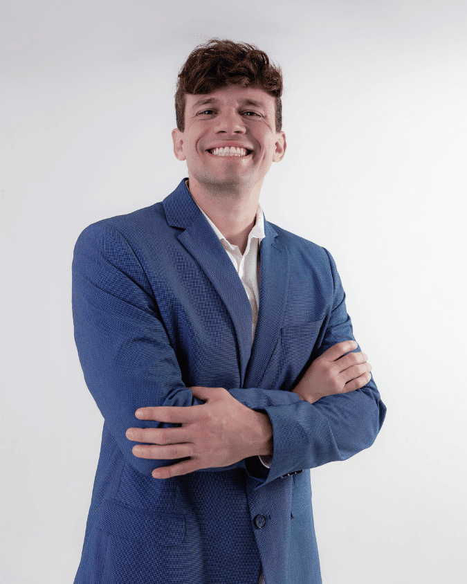 Fernando Almeida, Linguista, Poliglota e Psicólogo
